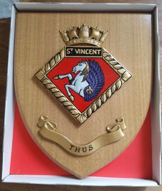 Hms St Vincent Royal Navy Ship Plaque Wall Shield Boxed Gosport Shore Base