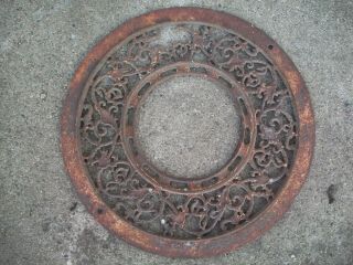 Antique Cast Iron Round Stove Pipe Floor Vent Register Grate 15 - 3/8 " 8 - 1/4 " Hole