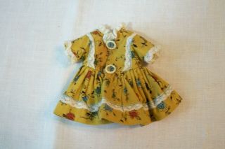 Vintage NASB Muffie doll dress - mustard print with white lace trim - donut snap 2