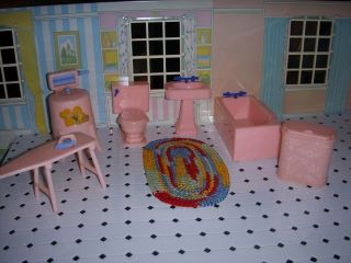 Renwal Pink Bathroom Set Plastic Dollhouse Furniture Marx Ideal Plasco