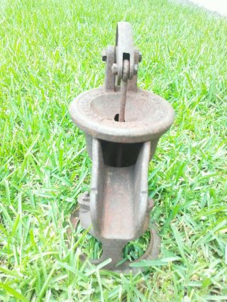 Antique Water Well Pump Cast Iron WL Davey Pump Corp Rockford Il/2A Decoration 4