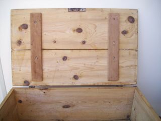 Large Vintage Wooden Pine Chest Box Storage Trunk 3