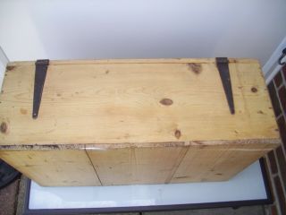 Large Vintage Wooden Pine Chest Box Storage Trunk 8