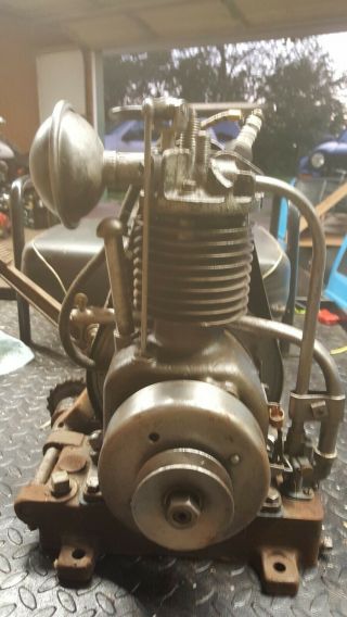 Antique Briggs & Stratton Model FH Hit & Miss Motor Engine 5