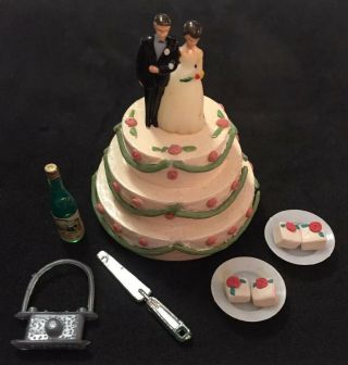 Vtg Barbie Wedding Cake W/4 Cake Slices,  (2) Plates,  Knife,  Wine,  & Camera