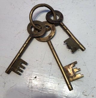 Skeleton Keys Set Of 3 Vintage Antique Brass Decorative