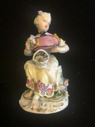 Meissen 19th Century Figurine Lady Holding Hat With Flowers
