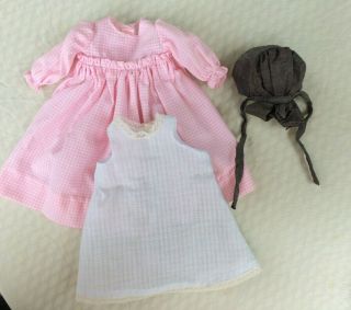 Vintage Pioneer Style Dress Apron Pinafore And Bonnet Socks Doll Clothes 1970 