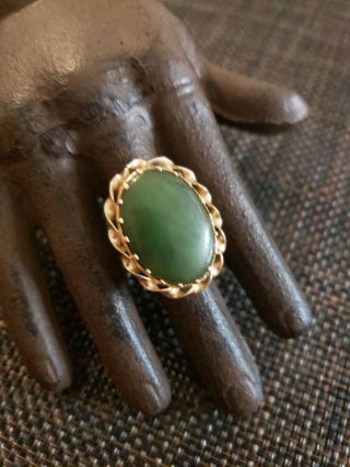 Antique 14k Gold And Jade Ring Large Stone Cocktail Ring Size 7 9.  6 Grams