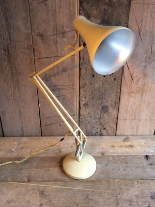 Vintage Early Cream Anglepoise 90 Desk Lamp With Stamp’s On Base