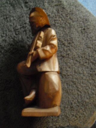 Vintage Hand Carved Statue - Bearded Man Playing Violin 3