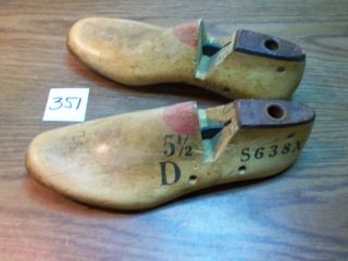 Vintage Pair Wood Size 5 - 1/2 D S638x Industrial Shoe Factory Last Mold 351