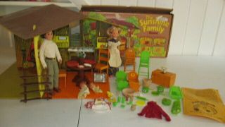 Vintage Mattel Sunshine Family 4 Room Home Dolls Babies Furniture Box Access