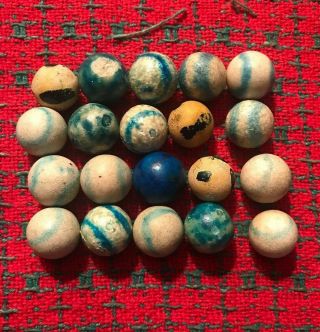 20 Vintage Antique Clay Toys Marbles Dyed Blue And White. 3