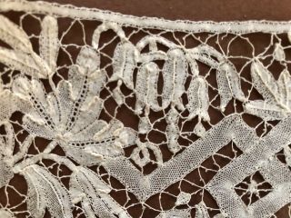 Fine 19th C.  Bruges Duchesse fuchsia and bellflower bobbin lace edging COSTUME 4