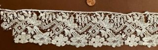 Fine 19th C.  Bruges Duchesse fuchsia and bellflower bobbin lace edging COSTUME 6