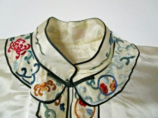 Women ' s Vintage Chinese Silk hand Embroidered Floral Kimono Robe 3