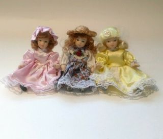 Set Of 3 Vintage Porcelain Bisque Miniature Jointed Dolls Prairie Dress 5 " Tall