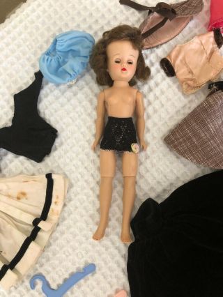Vintage Vogue Jill doll with clothes shoes and hangers 2