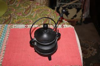 Vintage Cast Iron Footed Kettle Fireplace Starter W/wand - Country Decor
