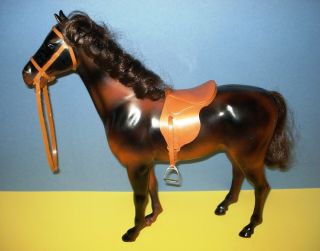 Vintage Pedigree Sindy Chestnut Horse With Saddle And Bridal