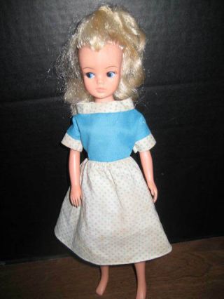 Vintage Sindy Doll Blonde Hair With Dress