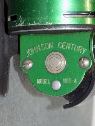 VINTAGE JOHNSON CENTURY MODEL - 100 A SPIN CAST FISHING REEL VGC, 4