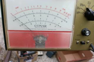 Vintage CONAR INSTRUMENTS MODEL 212 NATIONAL RADIO INSTITUTE MULTIMETER TEST 2