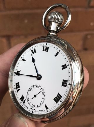 A GENTS FINE QUALITY ANTIQUE SOLID SILVER OPEN FACE POCKET WATCH,  1918. 3