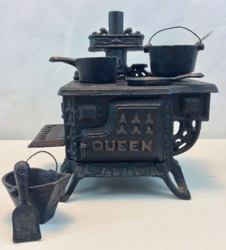 Antique Queen Cast Iron Stove With Accessories Toy Dollhouse Salesman Sample