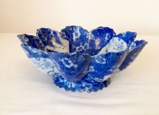 Vintage Chinese Porcelain Blue And White Japanese Lotus Bowl 8 Ins Diameter