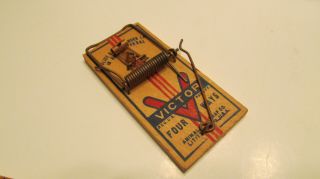 Vintage Victor Four Ways Small Mouse Trap Lititz Pa Antique 