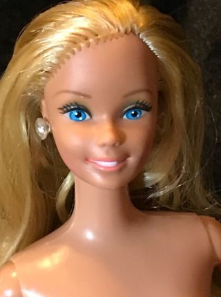Golden Dream 1980s Vintage Mattel Fashion Barbie Doll Y2 - 18