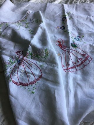 Vibtage Hand Embroidered Iris Linen Tablecloth - Crinoline Ladies