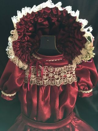 Vintage Silk Doll Dress w Matching Bonnet & Underclothing 2