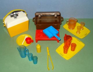 Vintage Pedigree Sindy Picnic And Camping Accessories
