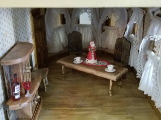 Vintage Electrified Doll House with furniture 7
