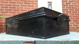 Vintage Black Metal Beeken Deed Box with key 2