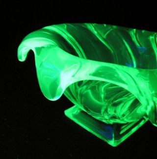 URANIUM VASELINE GREEN GLASS EQUINOX BOWL ART DECO BAGLEY ENGLAND 2