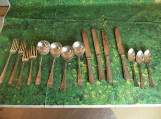 15 ANTIQUE HOLLOW HANDLE SILVER PLATE KNIVES 1835 R WALLACE 2