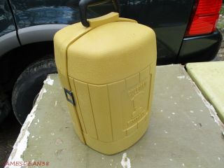 1977 Vintage Coleman Lantern Carry Case Gold Clamshell Fits Models 275 764 228f