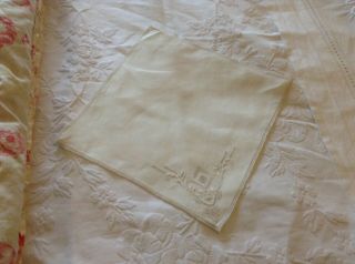 A Vintage Set Of 6 Hand Embroidered Very Pale Cream Linen Napkins 4