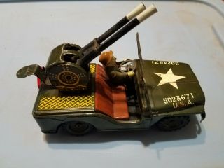 Japan Tin Toy Jeep With Anti Aircraft Guns - Antique/vintage Friction Toy