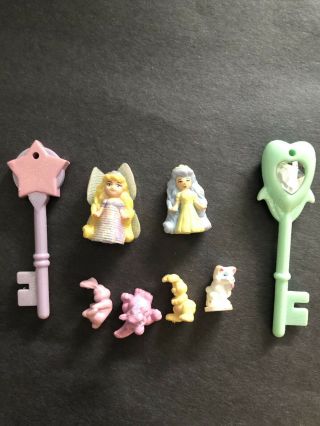 VINTAGE STARCASTLE BY THE SEA CASTLE PLAYSET TRENDMASTERS 1994 POLLY POCKET 2