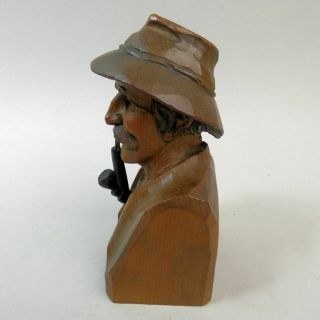 VICTORIAN BLACK FOREST CARVED FIGURE OF A MAN SMOKING A PIPE C.  1900 2