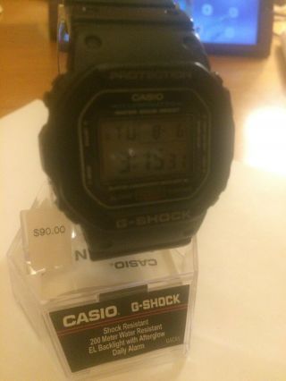 Casio G - Shock Dw - 5600e (3229) Alarm Chrono Digital Resin Watch Shape