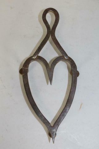 A Very Rare 18th C Heart Shaped Wrought Iron Standing Hearth Trivet Old Surface