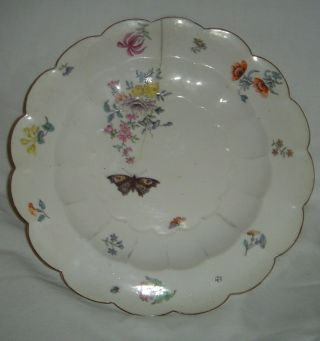 ANTIQUE 18thC CHELSEA MOULDED DINNER PLATE HAND PAINTED BUTTERFLIES & FLOWERS 6