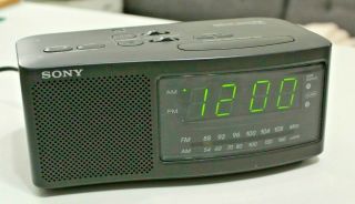 Sony Icf - C740 Dream Machine Dual Clock Radio - Large Green Display,  Am/fm