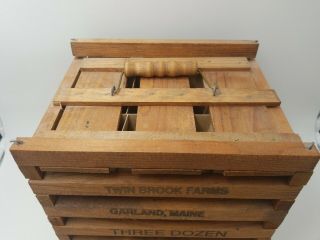 Antique Vintage Twin Brook Farms Garland Maine wooden egg carrier crate 3 Dozen 4